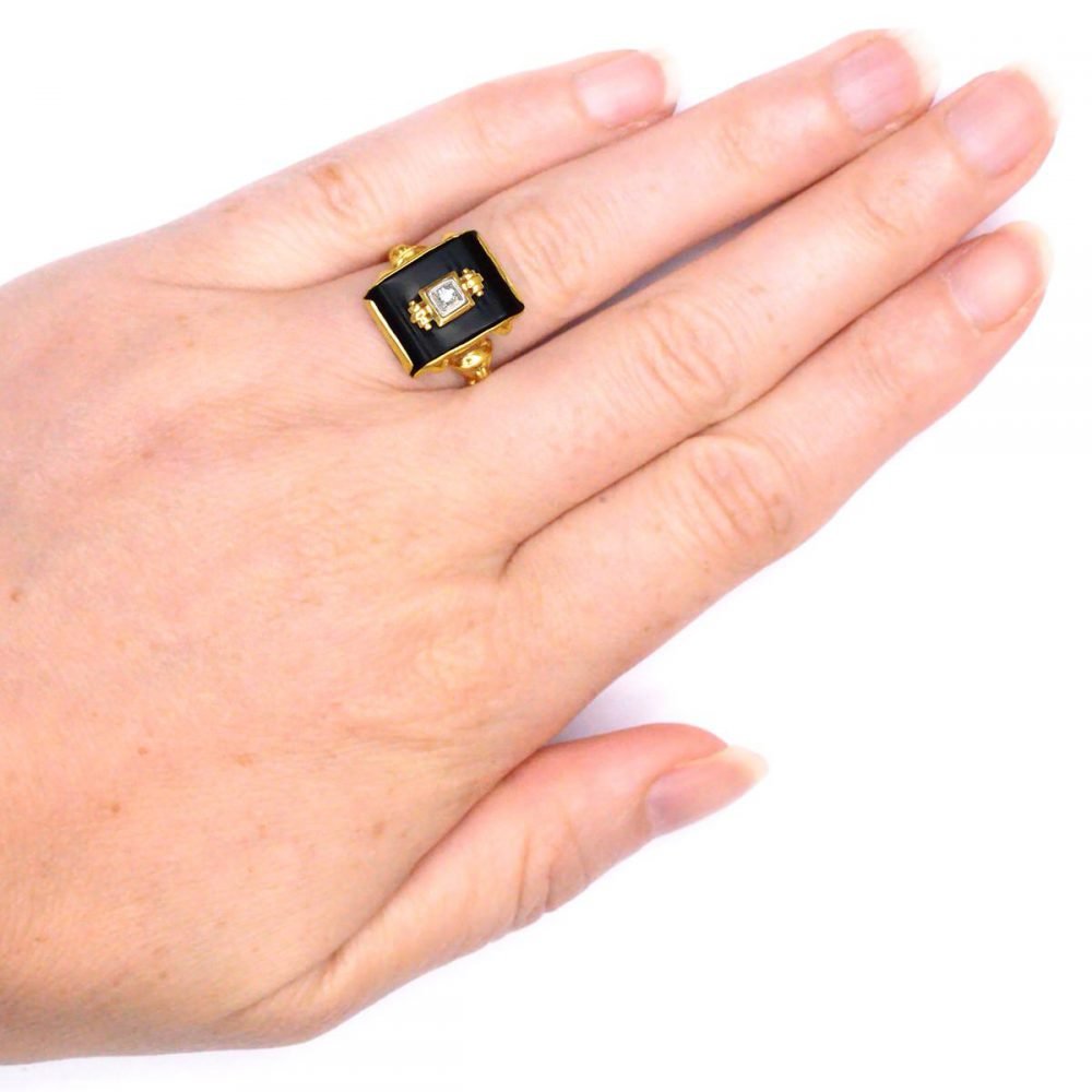 Art Deco 10ct Gold, Onyx & Diamond Ring