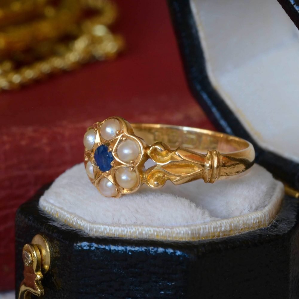 Edwardian 18ct Gold, Sapphire & Seed Pearl Daisy Ring - Image 3