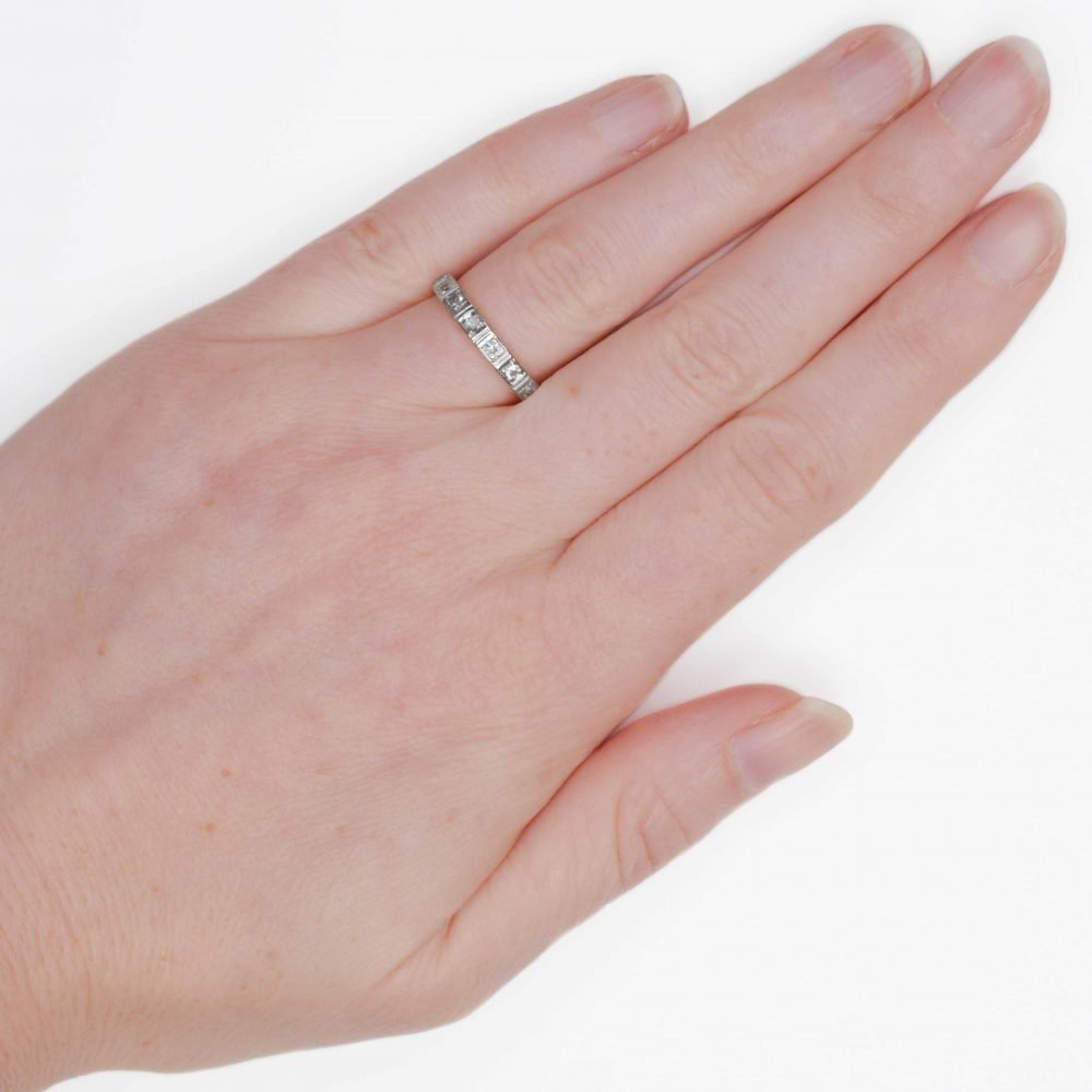 Art Deco 18ct Gold, Diamond Band Ring - Image 5