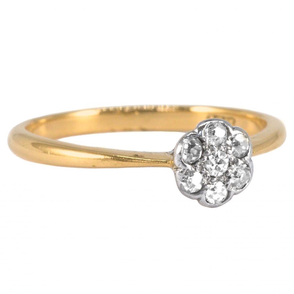 Art Deco 18ct Gold, Diamond Daisy Ring - Image 3