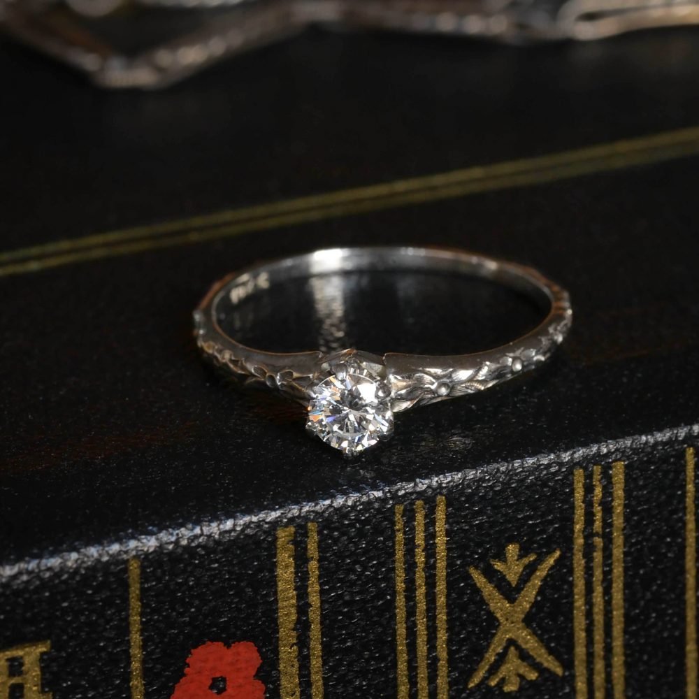 Art Deco 18ct White Gold, Diamond Solitaire Ring - Image 3