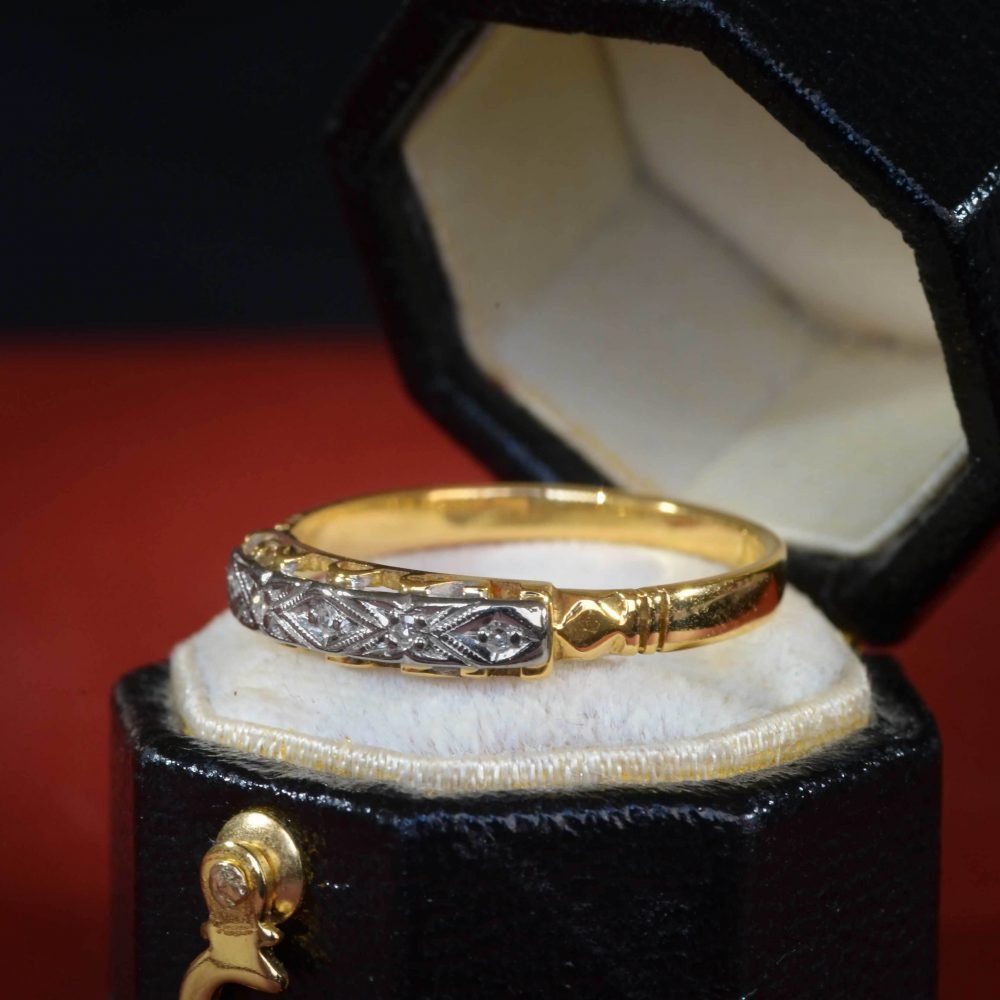 Art Deco 18ct Gold & Platinum, Diamond-Set Band