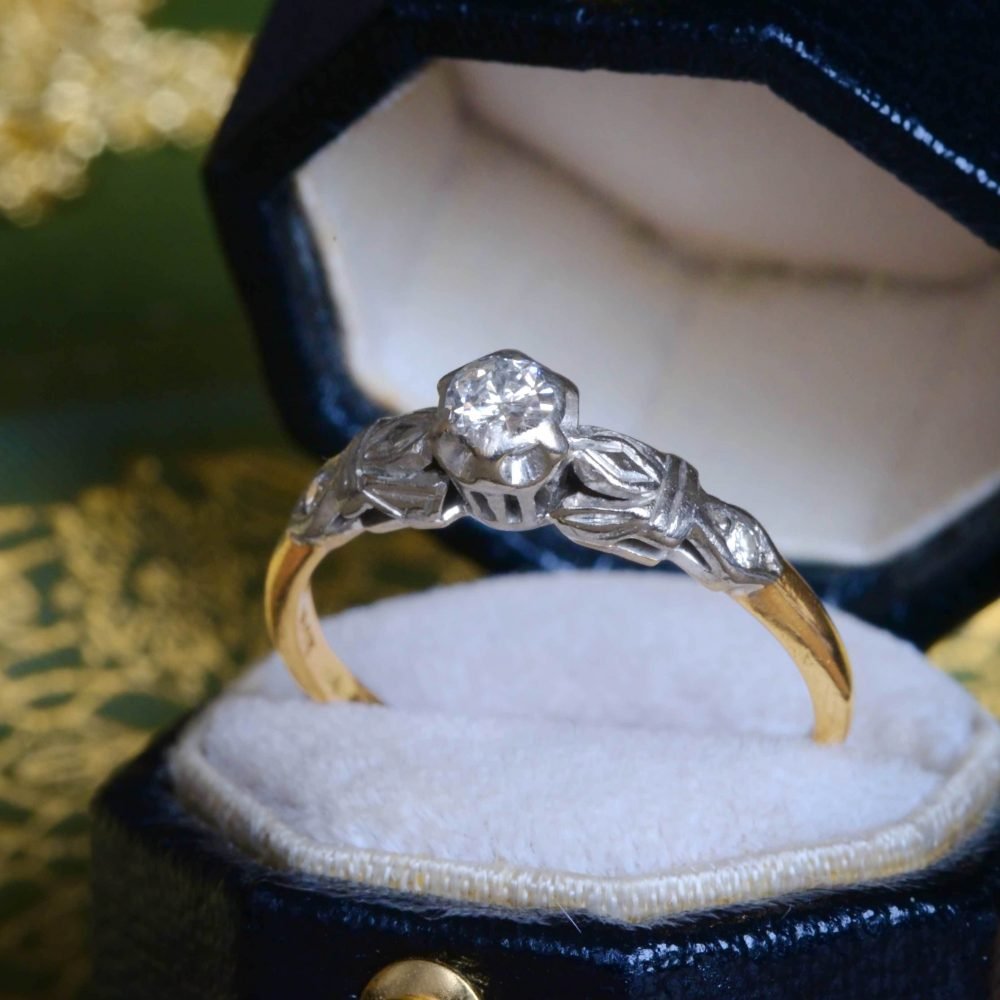 Art Deco 18ct Gold & Platinum, Diamond Ring - Image 3