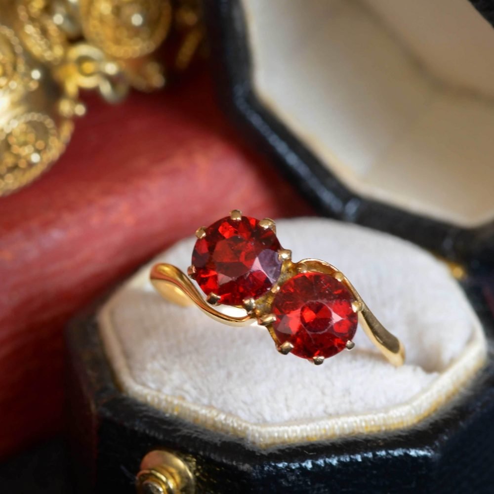 Edwardian 9ct Gold, Twin Garnet Crossover Ring