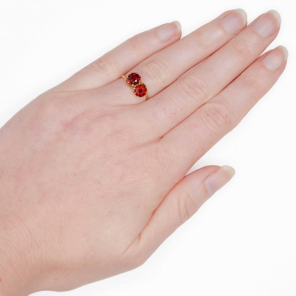 Edwardian 9ct Gold, Twin Garnet Crossover Ring - Image 7