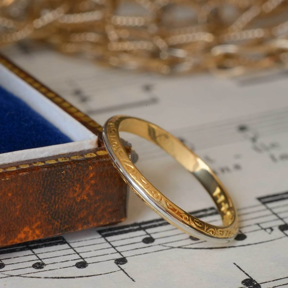 Art Deco 18ct Gold, Two-Tone Engraved Ring