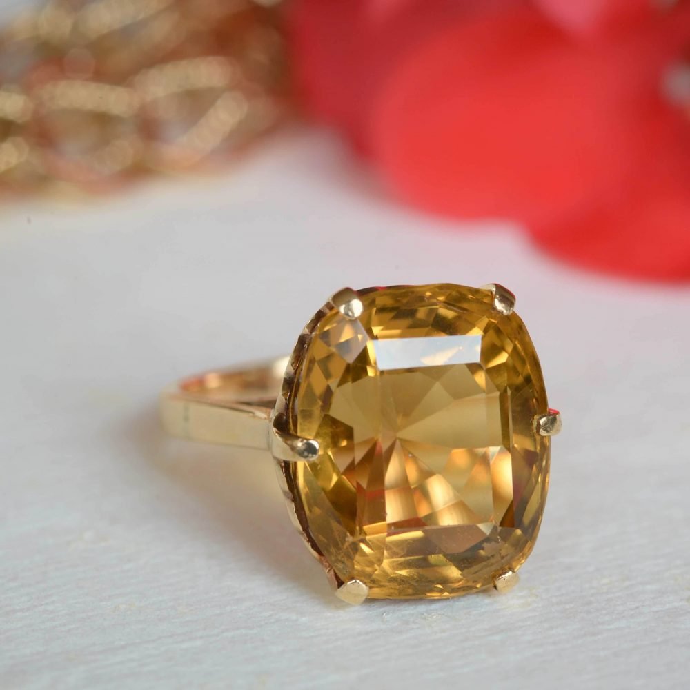 Vintage 9ct Gold, Citrine Cocktail Ring - Image 5