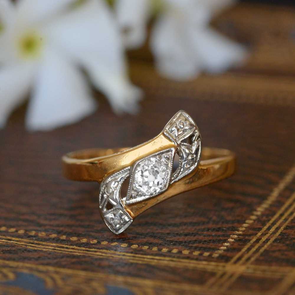 Art Deco 14ct Gold, Diamond Crossover Ring