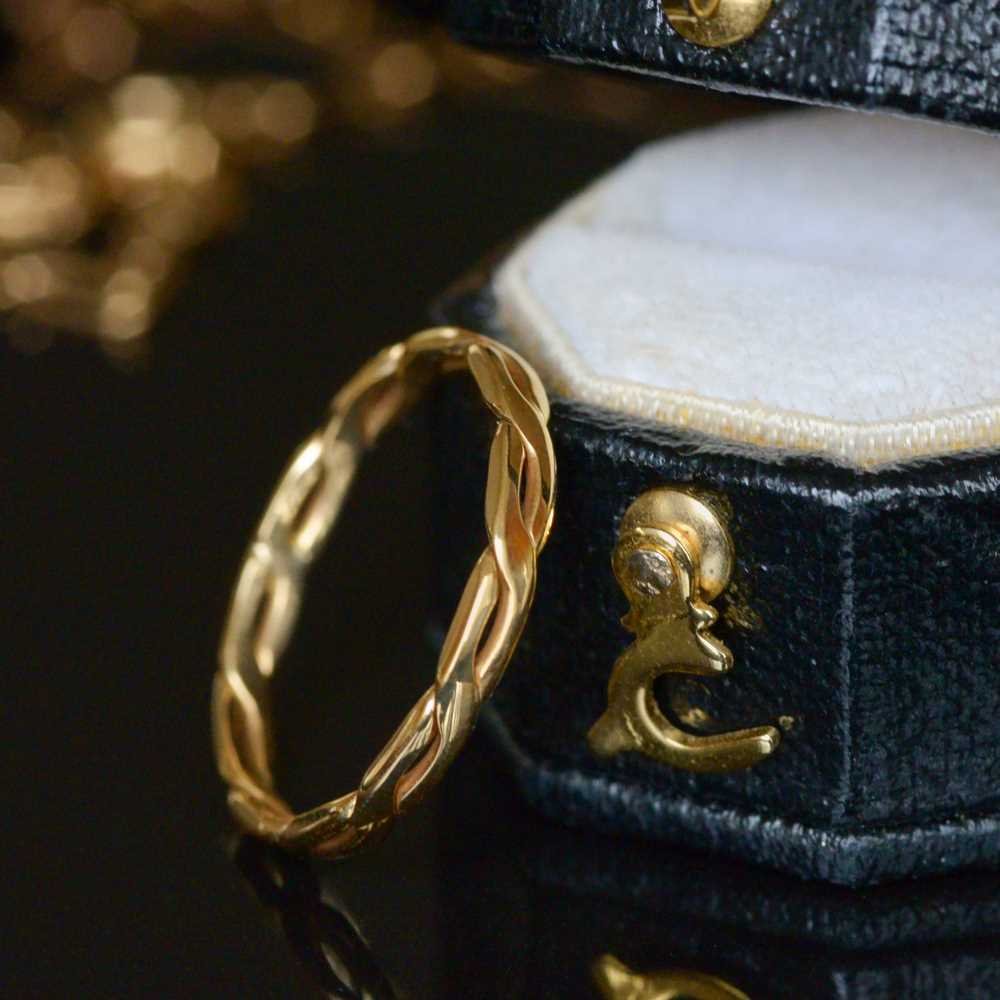 Vintage Twisted Rope Band in 9ct Yellow Gold