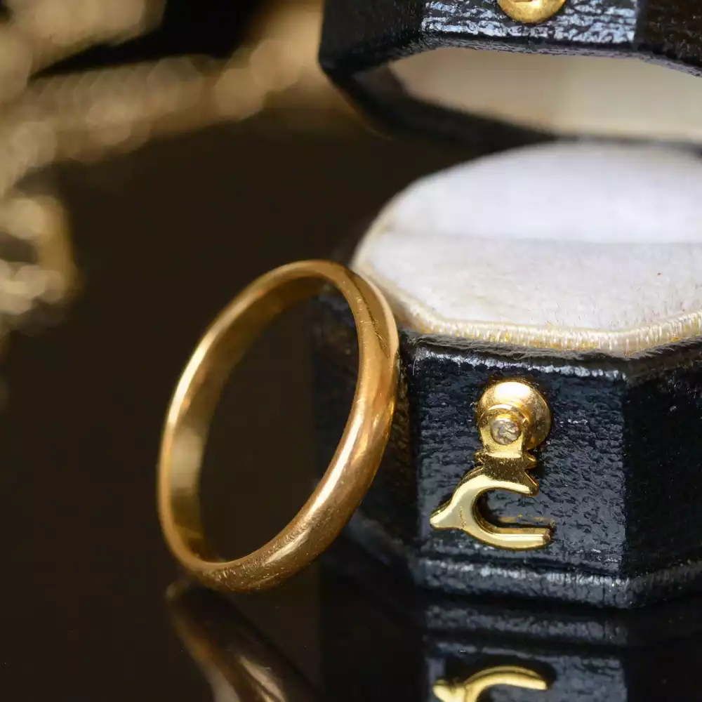 Art Deco Australian Band Ring in 15ct Gold