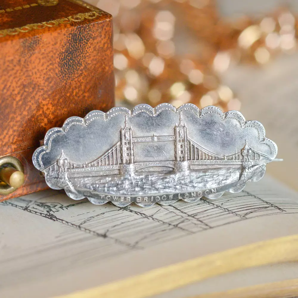 Victorian “Tower Bridge” Brooch in Sterling Silver