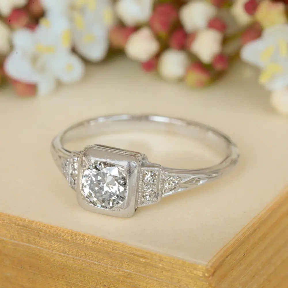 Art Deco Diamond Solitaire Ring in 18ct White Gold
