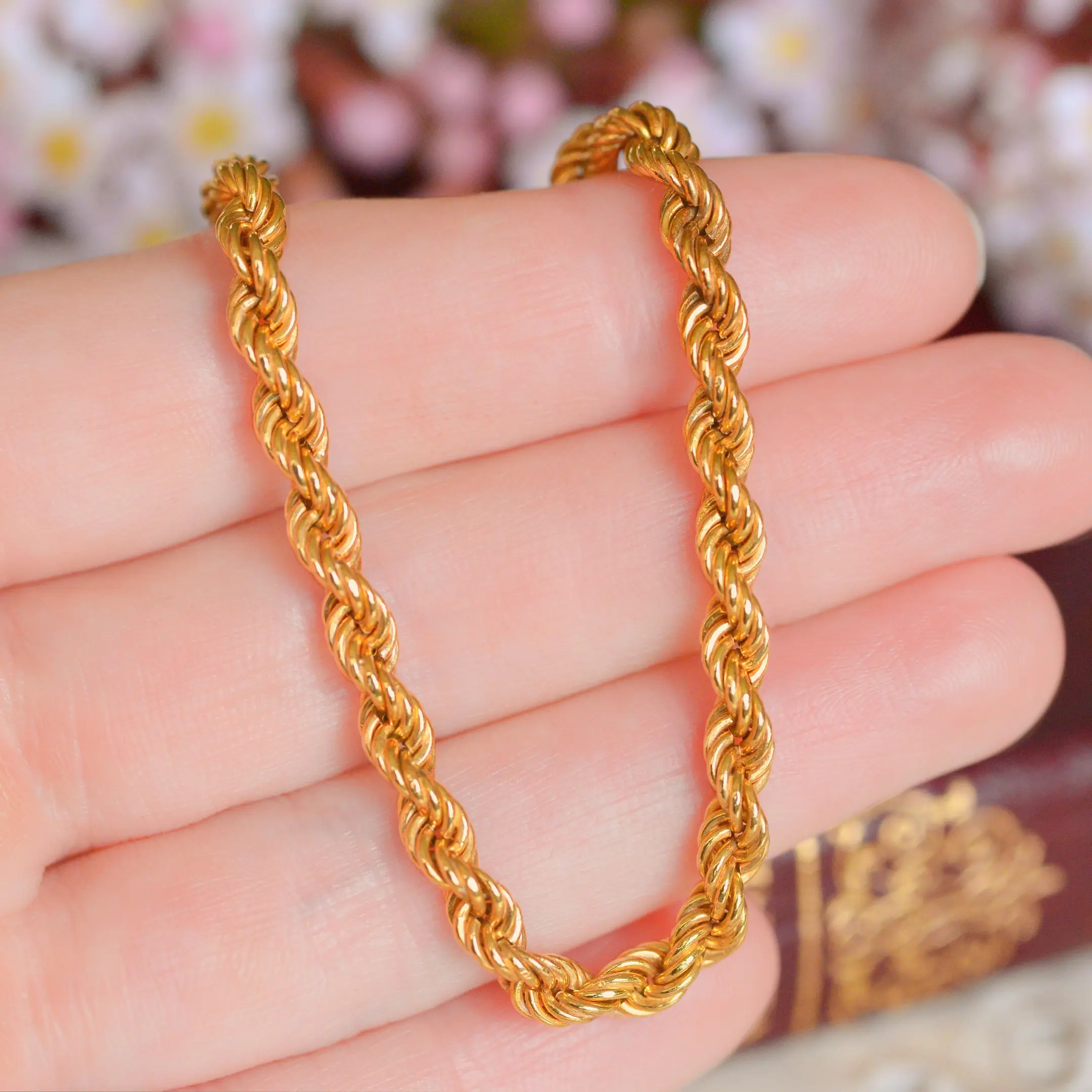 Vintage Italian Rope Link Bracelet in 9ct Yellow Gold - Image 3